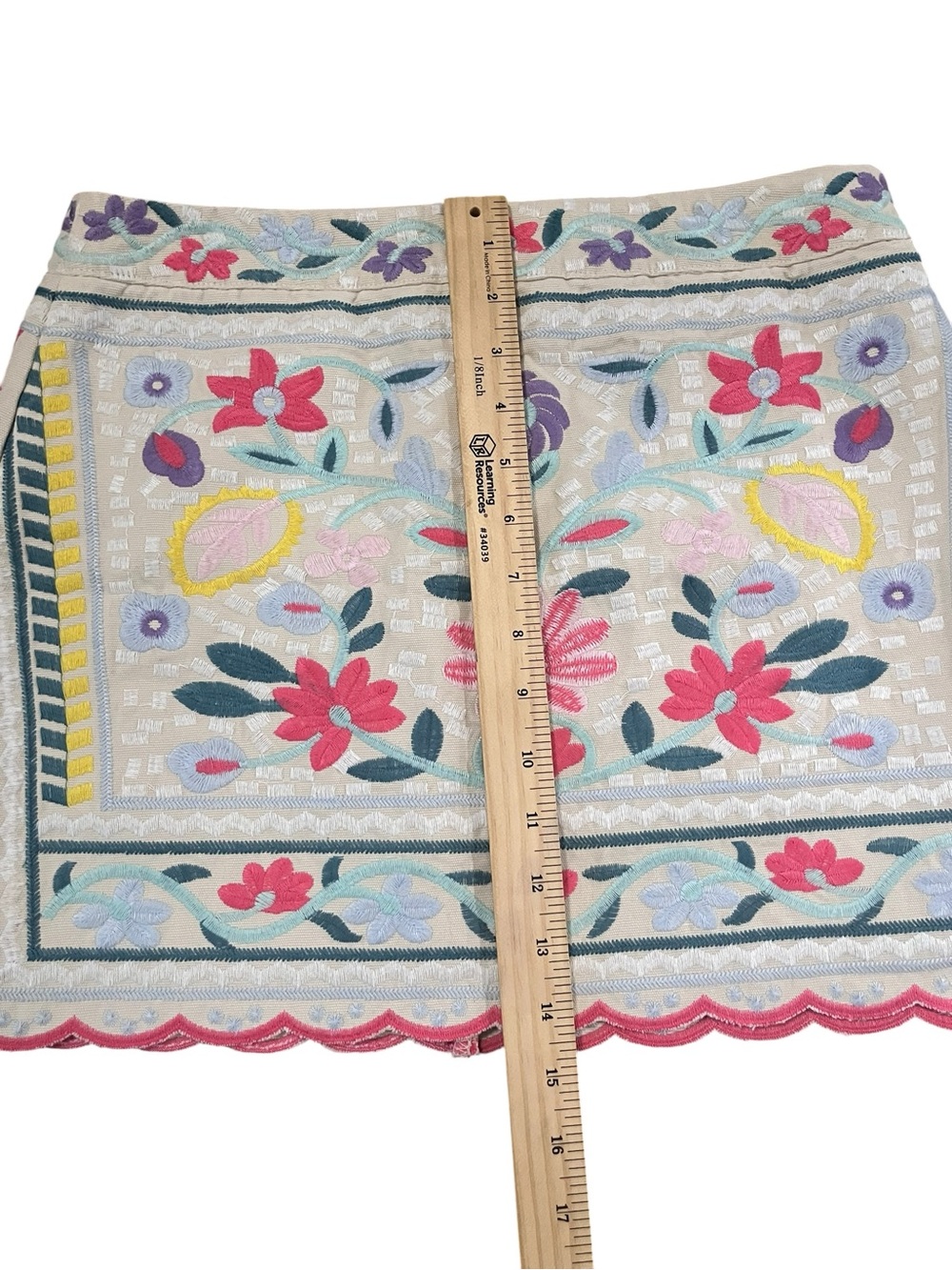 Embroidered White Mini Skirt with Multicolor Floral Design - Picture 10 of 11